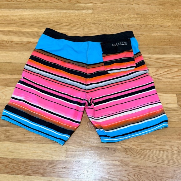 Billabong Platinum X PX3 Men's Board Shorts Size 33 Pink Stretch Surf Wear - Picture 3 of 6